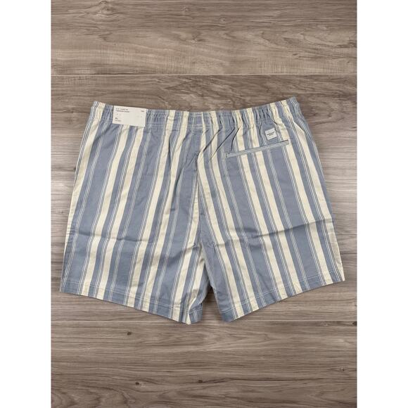 AE‎ 5.5” Lived-In Flex Trekker Short XL Blue White Striped - Picture 2 of 5